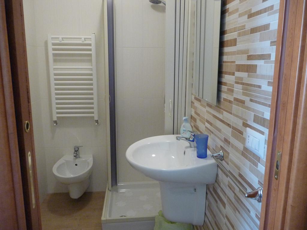 Bed and Breakfast Le Due Nicchie Матера Номер фото
