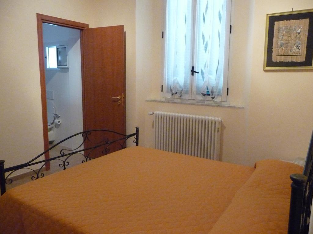 Bed and Breakfast Le Due Nicchie Матера Номер фото